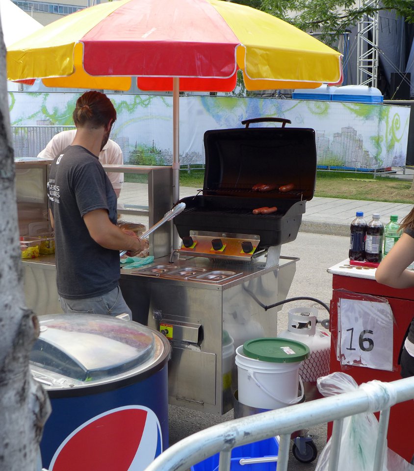 Grilling sausages