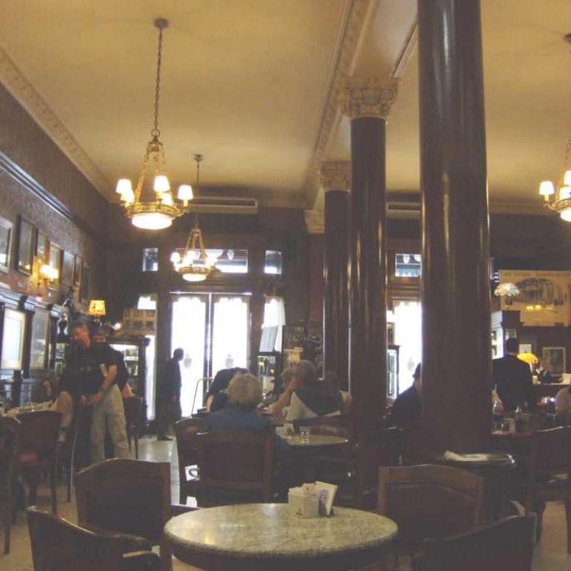 Café Tortoni - Inside
