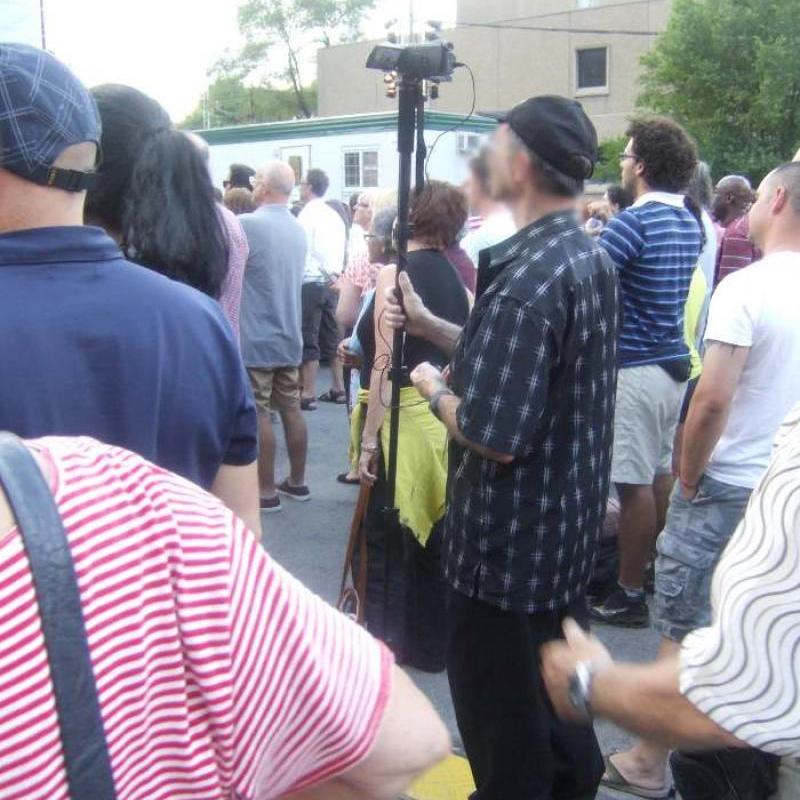 A monopod in use A monopod in use